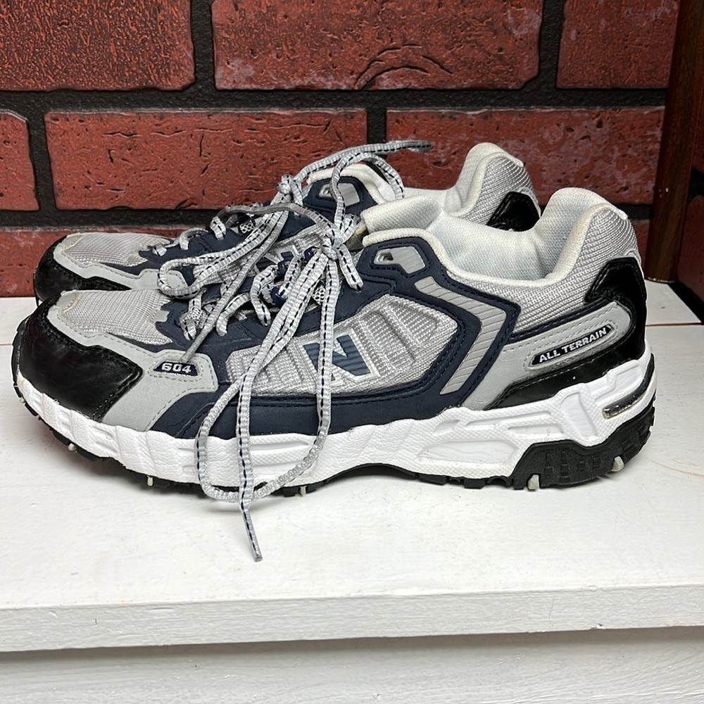 New Balance mens 604